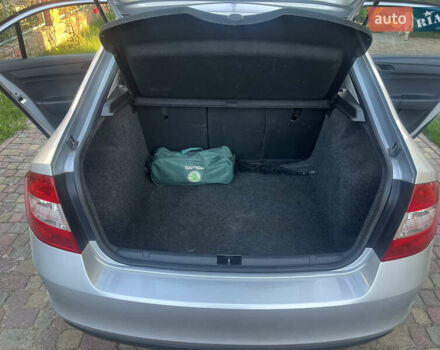 Сірий Шкода Рапід, об'ємом двигуна 1.2 л та пробігом 112 тис. км за 8000 $, фото 28 на Automoto.ua