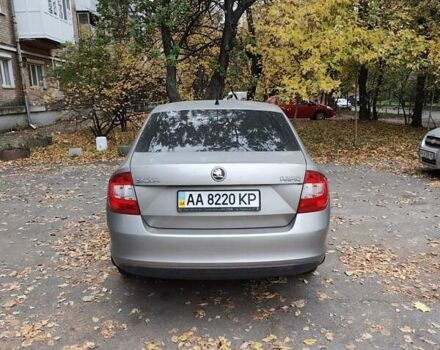 Серый Шкода Рапид, объемом двигателя 1.2 л и пробегом 70 тыс. км за 7500 $, фото 4 на Automoto.ua