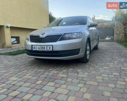 Сірий Шкода Рапід, об'ємом двигуна 1.2 л та пробігом 112 тис. км за 8000 $, фото 10 на Automoto.ua