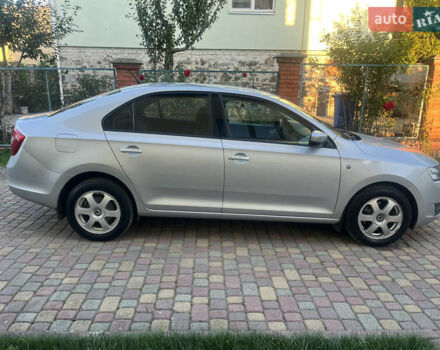 Сірий Шкода Рапід, об'ємом двигуна 1.2 л та пробігом 112 тис. км за 8000 $, фото 6 на Automoto.ua