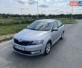 Сірий Шкода Рапід, об'ємом двигуна 1.2 л та пробігом 165 тис. км за 7800 $, фото 3 на Automoto.ua
