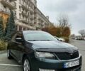 Серый Шкода Рапид, объемом двигателя 1.6 л и пробегом 215 тыс. км за 6500 $, фото 2 на Automoto.ua