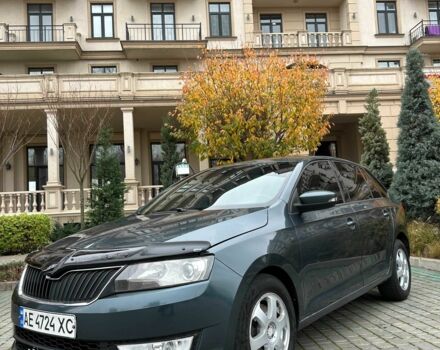 Серый Шкода Рапид, объемом двигателя 1.6 л и пробегом 215 тыс. км за 6500 $, фото 3 на Automoto.ua