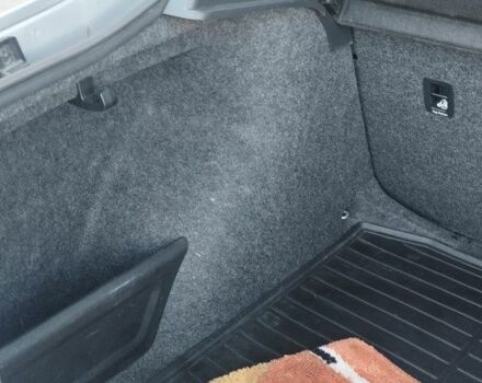 Серый Шкода Рапид, объемом двигателя 0 л и пробегом 59 тыс. км за 9200 $, фото 6 на Automoto.ua