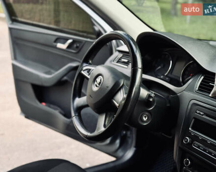 Шкода Рапид 2013 в Житомире на Automoto.ua Серый Шкода Рапид, объемом двигателя 1.6 л и пробегом 182 тыс. км за 7500 $, фото 23 на Automoto.ua