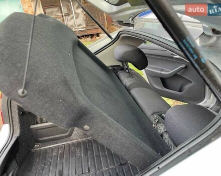 Серый Шкода Рапид, объемом двигателя 1.6 л и пробегом 127 тыс. км за 10000 $, фото 63 на Automoto.ua