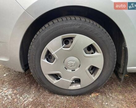 Серый Шкода Рапид, объемом двигателя 1.6 л и пробегом 127 тыс. км за 10000 $, фото 29 на Automoto.ua