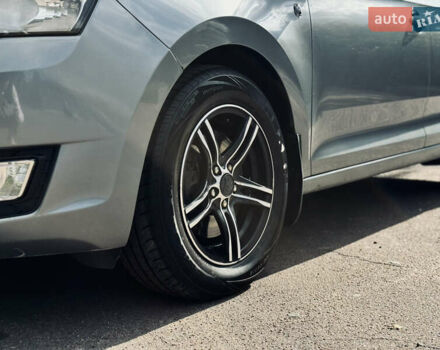 Шкода Рапид 2013 в Житомире на Automoto.ua Серый Шкода Рапид, объемом двигателя 1.6 л и пробегом 182 тыс. км за 7500 $, фото 4 на Automoto.ua