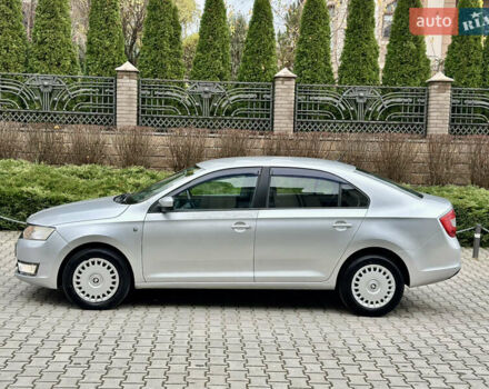 Серый Шкода Рапид, объемом двигателя 1.2 л и пробегом 184 тыс. км за 4650 $, фото 2 на Automoto.ua