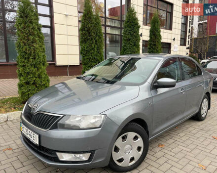 Серый Шкода Рапид, объемом двигателя 1.6 л и пробегом 178 тыс. км за 8500 $, фото 2 на Automoto.ua