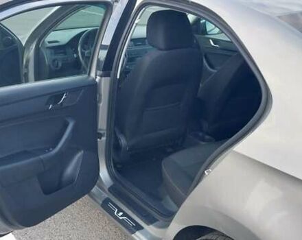 Сірий Шкода Рапід, об'ємом двигуна 1.2 л та пробігом 217 тис. км за 6200 $, фото 7 на Automoto.ua
