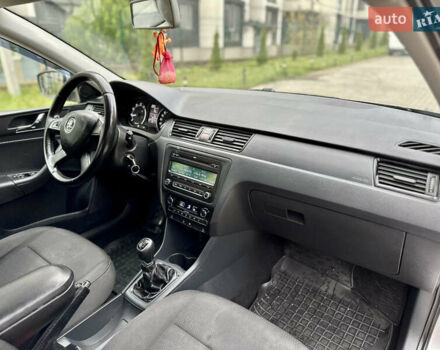 Серый Шкода Рапид, объемом двигателя 1.2 л и пробегом 184 тыс. км за 4650 $, фото 14 на Automoto.ua