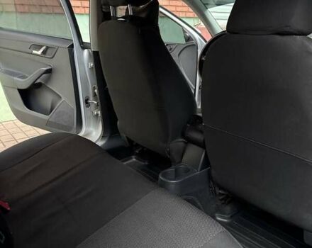 Серый Шкода Рапид, объемом двигателя 1.6 л и пробегом 241 тыс. км за 7600 $, фото 13 на Automoto.ua