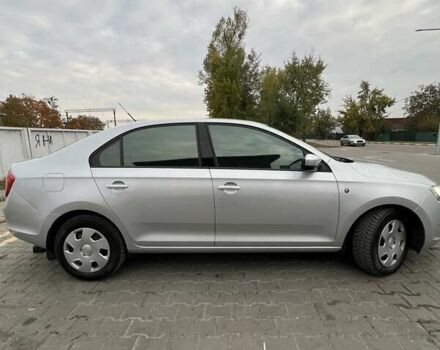 Серый Шкода Рапид, объемом двигателя 1.2 л и пробегом 127 тыс. км за 8500 $, фото 3 на Automoto.ua