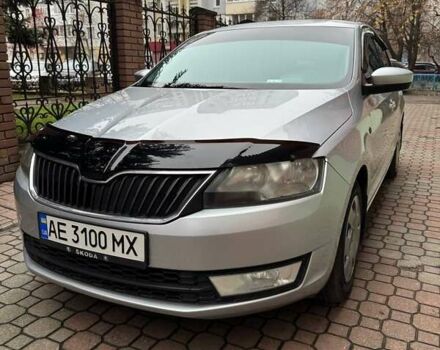 Серый Шкода Рапид, объемом двигателя 1.6 л и пробегом 241 тыс. км за 7600 $, фото 2 на Automoto.ua