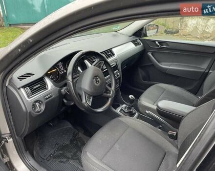 Серый Шкода Рапид, объемом двигателя 1.2 л и пробегом 183 тыс. км за 7300 $, фото 10 на Automoto.ua