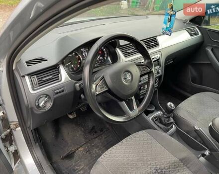 Серый Шкода Рапид, объемом двигателя 1.6 л и пробегом 127 тыс. км за 10000 $, фото 36 на Automoto.ua