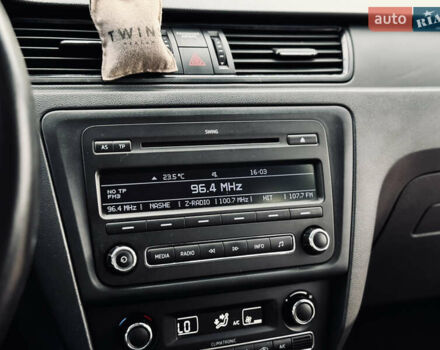 Шкода Рапид 2013 в Житомире на Automoto.ua Серый Шкода Рапид, объемом двигателя 1.6 л и пробегом 182 тыс. км за 7500 $, фото 22 на Automoto.ua