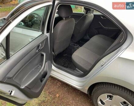 Серый Шкода Рапид, объемом двигателя 1.6 л и пробегом 127 тыс. км за 10000 $, фото 46 на Automoto.ua