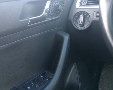 Серый Шкода Рапид, объемом двигателя 1.2 л и пробегом 97 тыс. км за 6800 $, фото 7 на Automoto.ua