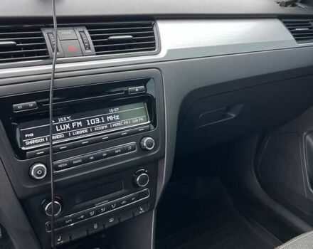 Серый Шкода Рапид, объемом двигателя 1.2 л и пробегом 127 тыс. км за 8500 $, фото 19 на Automoto.ua