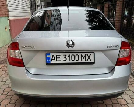 Серый Шкода Рапид, объемом двигателя 1.6 л и пробегом 241 тыс. км за 7600 $, фото 5 на Automoto.ua