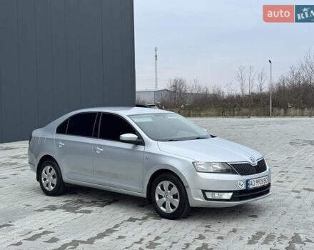 Серый Шкода Рапид, объемом двигателя 1.2 л и пробегом 235 тыс. км за 6999 $, фото 3 на Automoto.ua