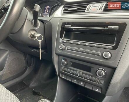 Серый Шкода Рапид, объемом двигателя 1.6 л и пробегом 127 тыс. км за 10000 $, фото 44 на Automoto.ua