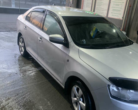 Сірий Шкода Рапід, об'ємом двигуна 1.6 л та пробігом 166 тис. км за 8100 $, фото 2 на Automoto.ua