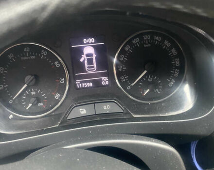 Сірий Шкода Рапід, об'ємом двигуна 1.2 л та пробігом 117 тис. км за 3000 $, фото 7 на Automoto.ua