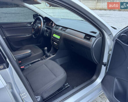 Серый Шкода Рапид, объемом двигателя 1.2 л и пробегом 235 тыс. км за 6999 $, фото 32 на Automoto.ua