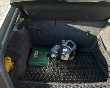 Сірий Шкода Рапід, об'ємом двигуна 1.2 л та пробігом 110 тис. км за 7900 $, фото 5 на Automoto.ua