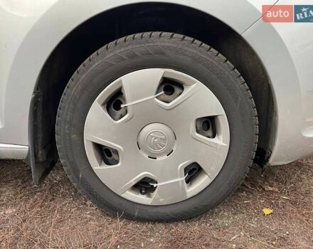 Серый Шкода Рапид, объемом двигателя 1.6 л и пробегом 127 тыс. км за 10000 $, фото 27 на Automoto.ua