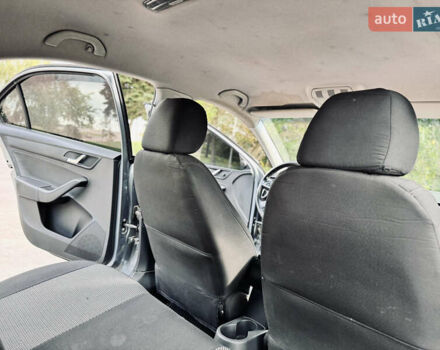 Шкода Рапид 2013 в Житомире на Automoto.ua Серый Шкода Рапид, объемом двигателя 1.6 л и пробегом 182 тыс. км за 7500 $, фото 26 на Automoto.ua