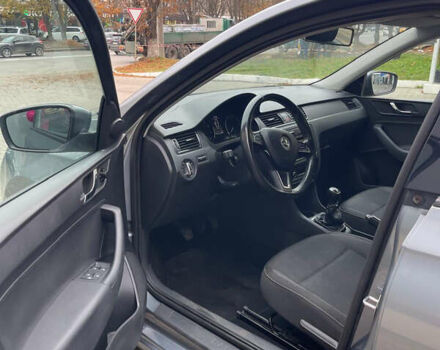 Серый Шкода Рапид, объемом двигателя 1.6 л и пробегом 178 тыс. км за 8500 $, фото 8 на Automoto.ua