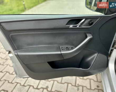 Серый Шкода Рапид, объемом двигателя 1.2 л и пробегом 184 тыс. км за 4650 $, фото 12 на Automoto.ua