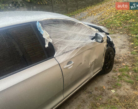 Сірий Шкода Рапід, об'ємом двигуна 1.2 л та пробігом 117 тис. км за 3000 $, фото 5 на Automoto.ua