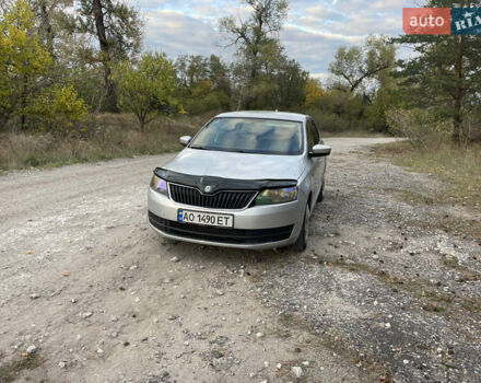 Серый Шкода Рапид, объемом двигателя 1.6 л и пробегом 241 тыс. км за 6900 $, фото 5 на Automoto.ua