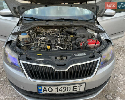 Серый Шкода Рапид, объемом двигателя 1.6 л и пробегом 241 тыс. км за 6900 $, фото 7 на Automoto.ua