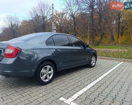 Шкода Рапід 2014 у Вінниці на Automoto.ua Сірий Шкода Рапід, об'ємом двигуна 1.6 л та пробігом 214 тис. км за 7600 $, фото 4 на Automoto.ua