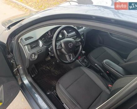 Шкода Рапід 2014 у Вінниці на Automoto.ua Сірий Шкода Рапід, об'ємом двигуна 1.6 л та пробігом 214 тис. км за 7600 $, фото 6 на Automoto.ua