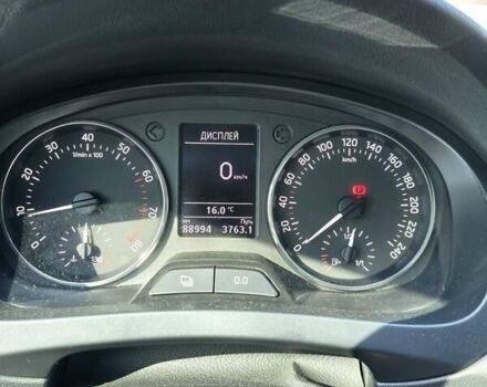 Серый Шкода Рапид, объемом двигателя 1.6 л и пробегом 89 тыс. км за 9790 $, фото 4 на Automoto.ua