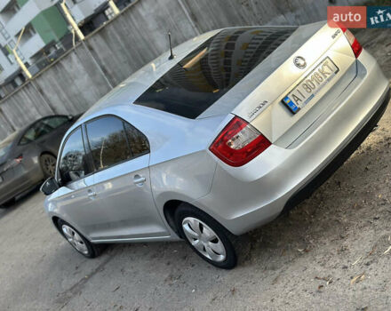 Сірий Шкода Рапід, об'ємом двигуна 1.6 л та пробігом 194 тис. км за 8400 $, фото 7 на Automoto.ua