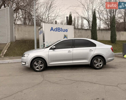 Сірий Шкода Рапід, об'ємом двигуна 1.2 л та пробігом 187 тис. км за 8700 $, фото 1 на Automoto.ua