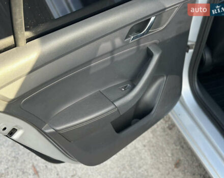 Сірий Шкода Рапід, об'ємом двигуна 1.6 л та пробігом 194 тис. км за 8400 $, фото 16 на Automoto.ua