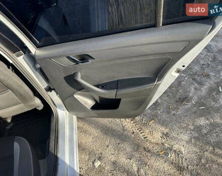 Сірий Шкода Рапід, об'ємом двигуна 1.6 л та пробігом 194 тис. км за 8400 $, фото 13 на Automoto.ua