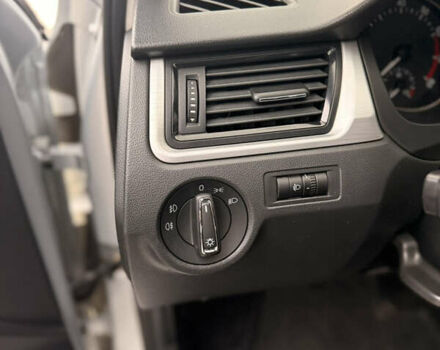 Сірий Шкода Рапід, об'ємом двигуна 1.2 л та пробігом 187 тис. км за 8700 $, фото 22 на Automoto.ua