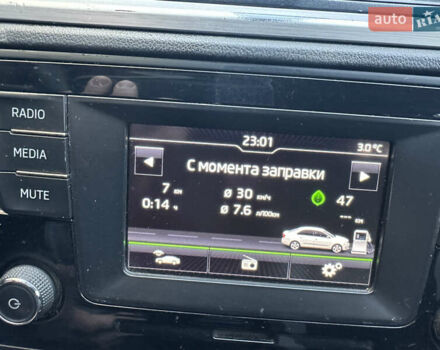 Сірий Шкода Рапід, об'ємом двигуна 1.6 л та пробігом 194 тис. км за 8400 $, фото 2 на Automoto.ua