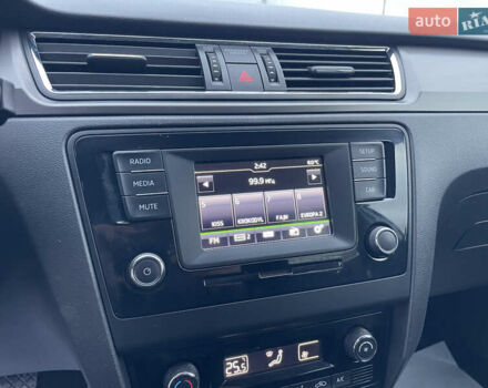 Серый Шкода Рапид, объемом двигателя 1.2 л и пробегом 160 тыс. км за 9400 $, фото 32 на Automoto.ua