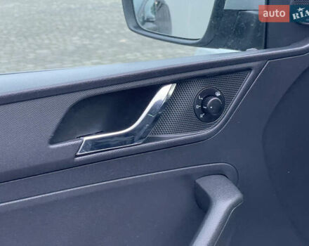 Серый Шкода Рапид, объемом двигателя 1.2 л и пробегом 160 тыс. км за 9400 $, фото 39 на Automoto.ua